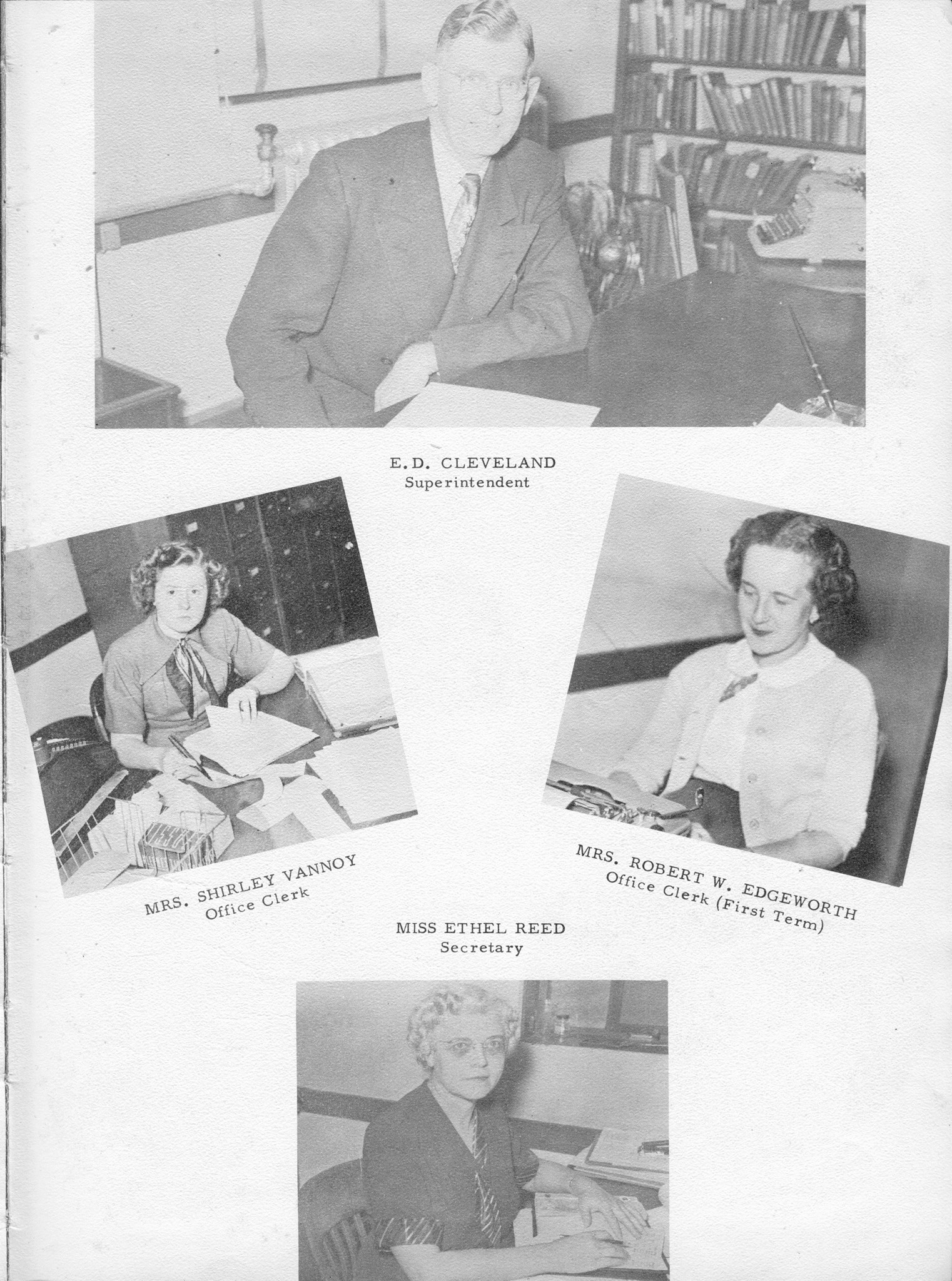 ../../../Images/Large/1952/Arclight-1952-pg0005.jpg